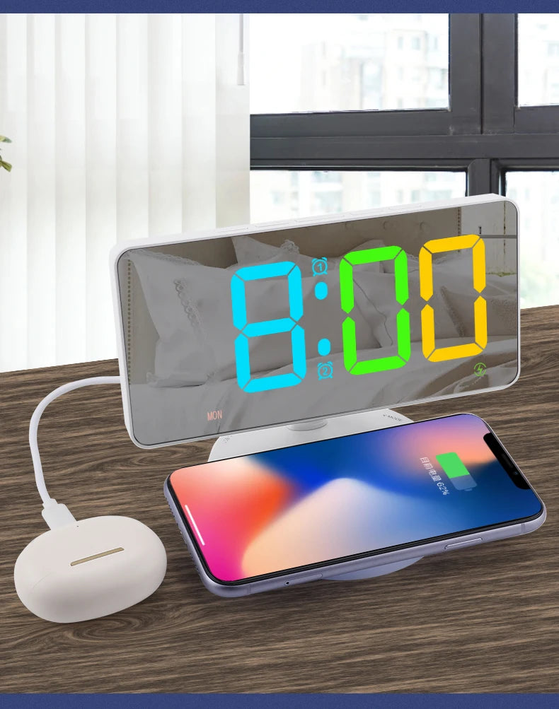 IQ-Kablosuz Şarjlı Masaüstü Saat USB Çıkışlı, Masa ve Masa Alarmı, LED RGB Ekran, Modern Ev Dekoru